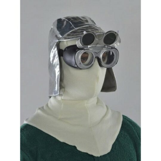 Heat-resistant balaclava in meta-aramid